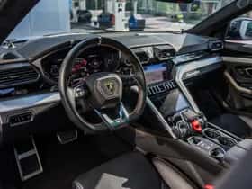 Lamborghini Urus thumbnail 8
