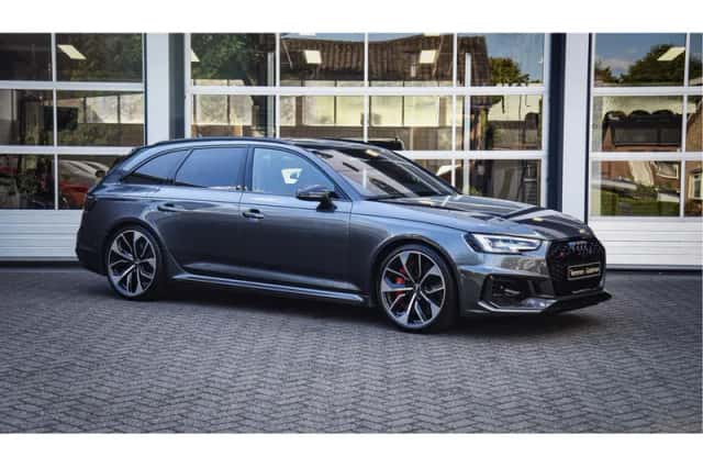 Audi RS4 (2019) thumbnail 1