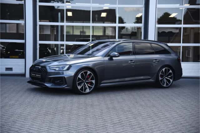 Audi RS4 (2019) thumbnail 2