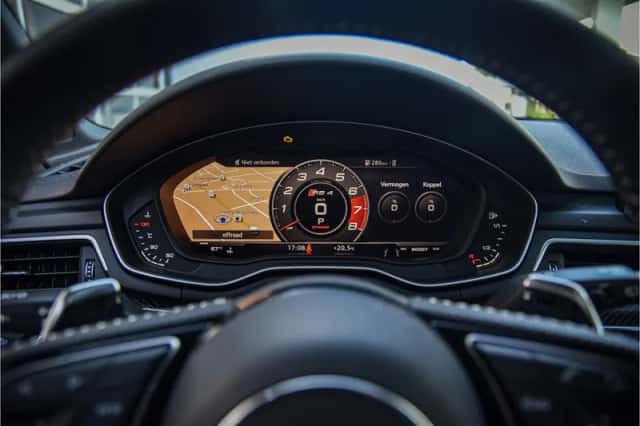 Audi RS4 (2019) thumbnail 11