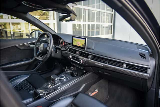 Audi RS4 (2019) thumbnail 18