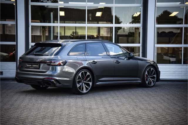 Audi RS4 (2019) thumbnail 4