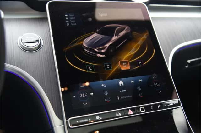 Mercedes-Benz CLE (2024) thumbnail 18
