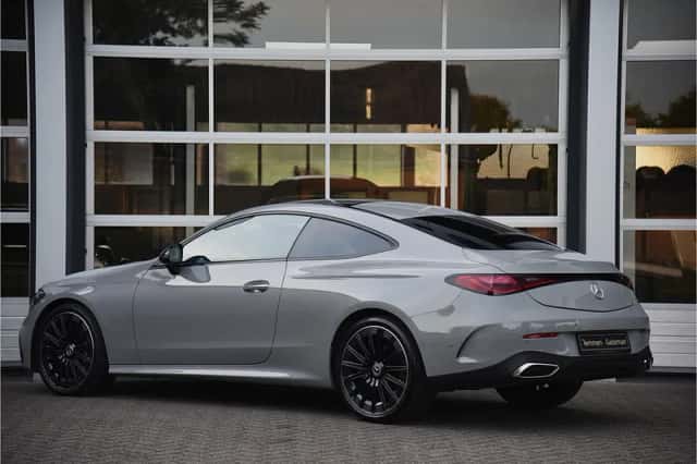 Mercedes-Benz CLE (2024) thumbnail 3