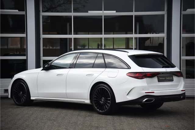 Mercedes-Benz E-Klasse (2024) thumbnail 3