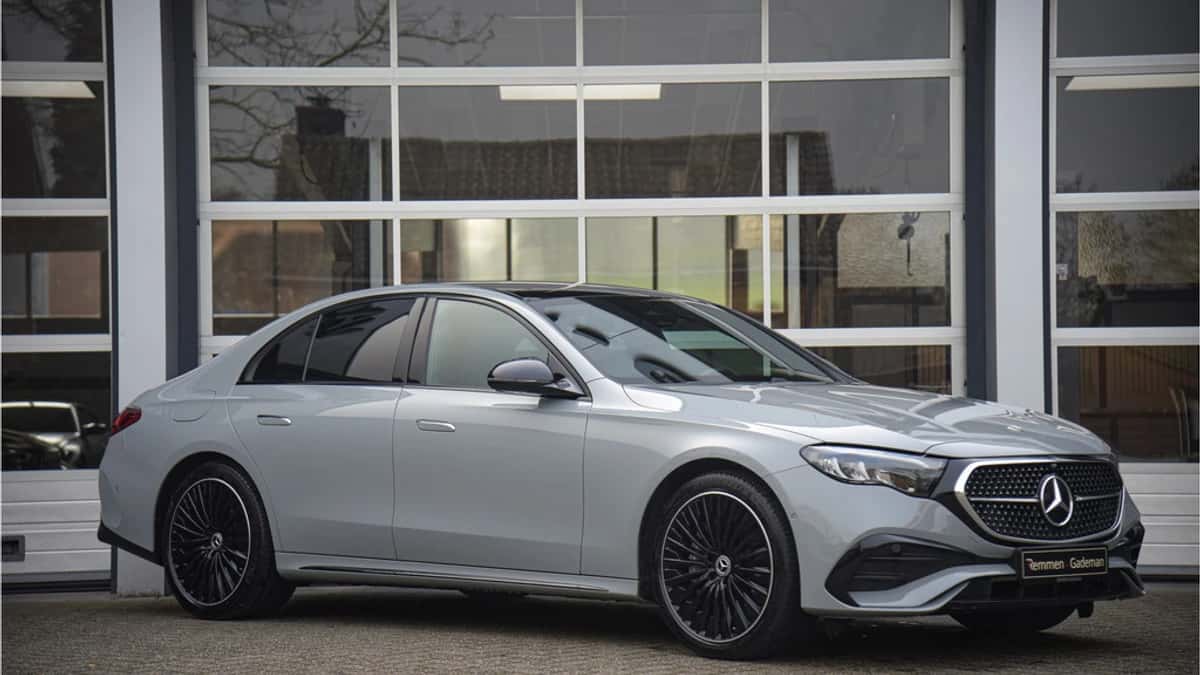 Mercedes-Benz E-Klasse — foto 1