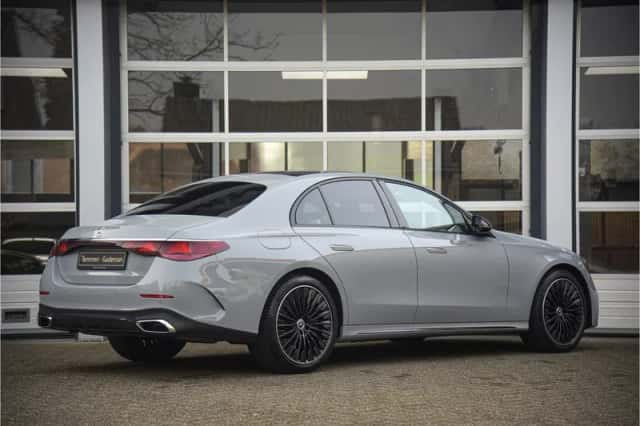 Mercedes-Benz E-Klasse (2024) thumbnail 4