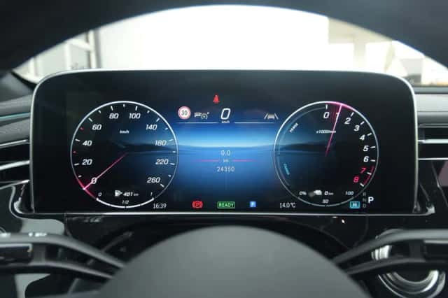 Mercedes-Benz E-Klasse (2024) thumbnail 9