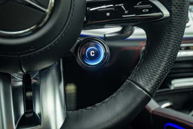 Mercedes-Benz GLE (2025) thumbnail 11