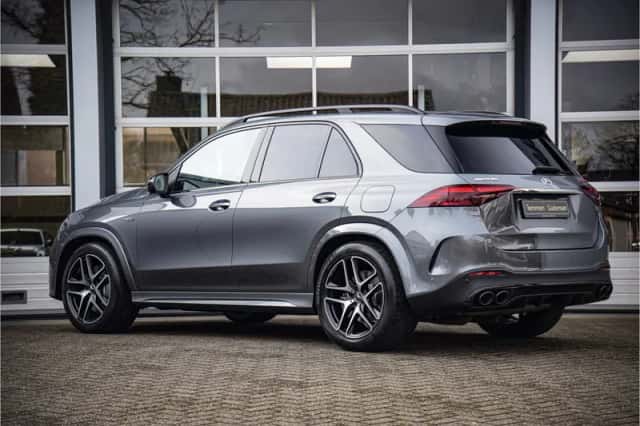 Mercedes-Benz GLE (2025) thumbnail 3