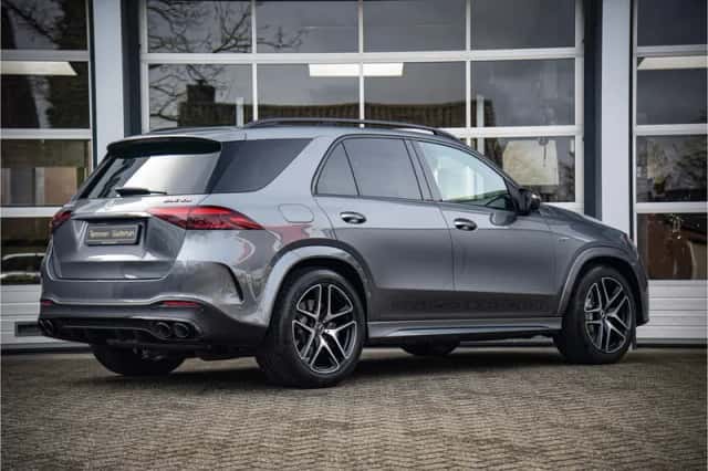 Mercedes-Benz GLE (2025) thumbnail 4