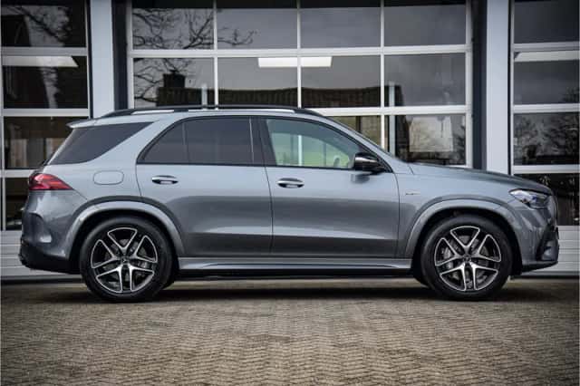 Mercedes-Benz GLE (2025) thumbnail 38