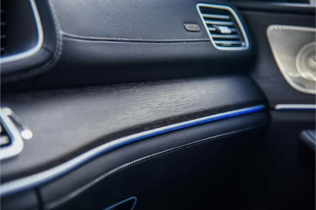 Mercedes-Benz GLE (2025) thumbnail 17