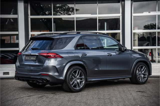 Mercedes-Benz GLE (2025) thumbnail 4
