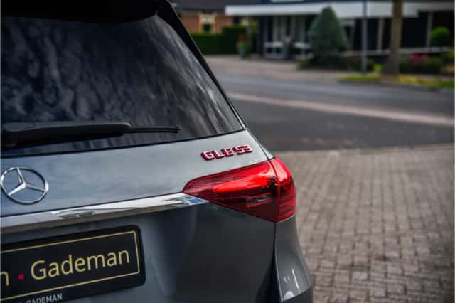 Mercedes-Benz GLE (2025) thumbnail 37