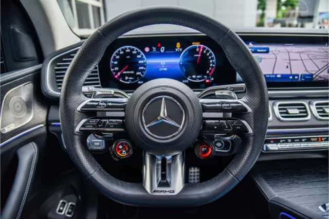 Mercedes-Benz GLE (2025) thumbnail 7