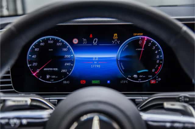 Mercedes-Benz GLE (2025) thumbnail 8