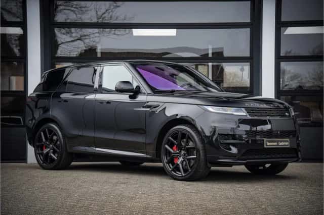 Land Rover Range Rover Sport (2023) thumbnail 1
