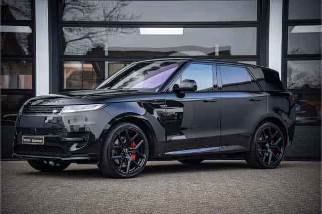 Land Rover Range Rover Sport (2023) thumbnail 2
