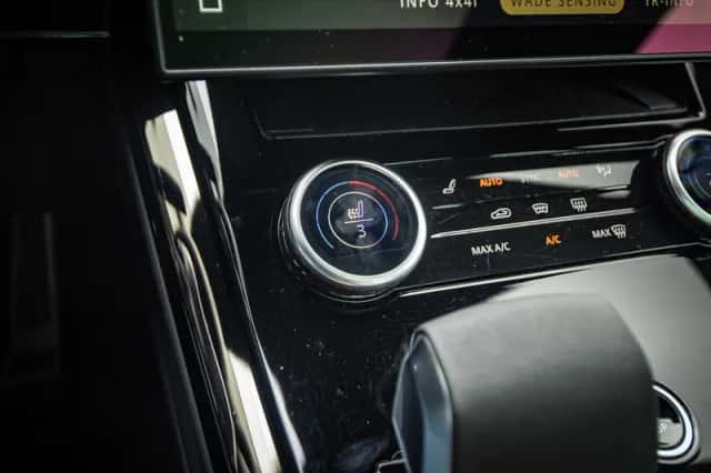 Land Rover Range Rover Sport (2023) thumbnail 18