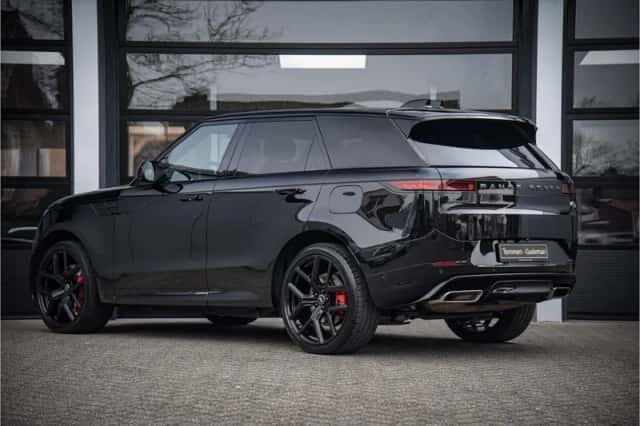 Land Rover Range Rover Sport (2023) thumbnail 3