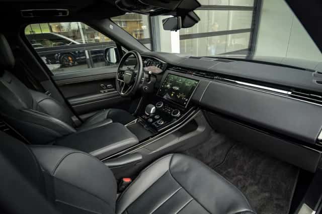 Land Rover Range Rover Sport (2023) thumbnail 23