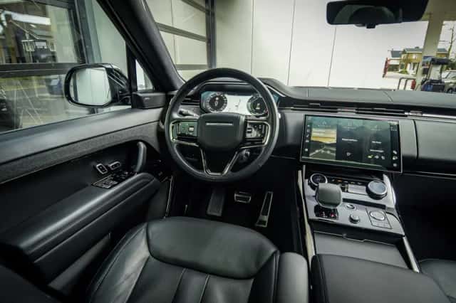 Land Rover Range Rover Sport (2023) thumbnail 29