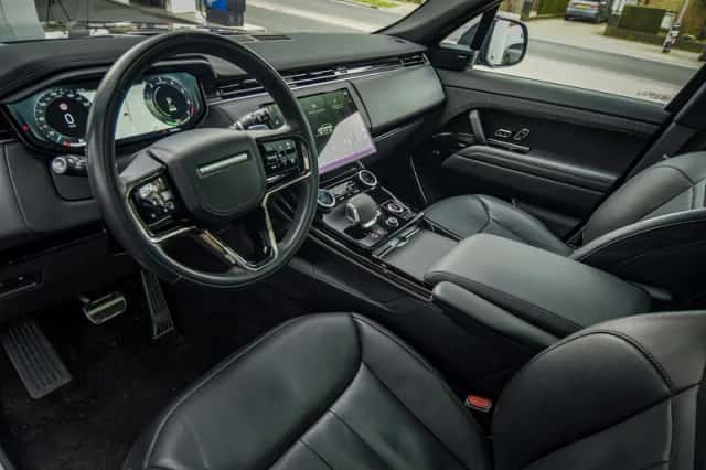 Land Rover Range Rover Sport (2023) thumbnail 7