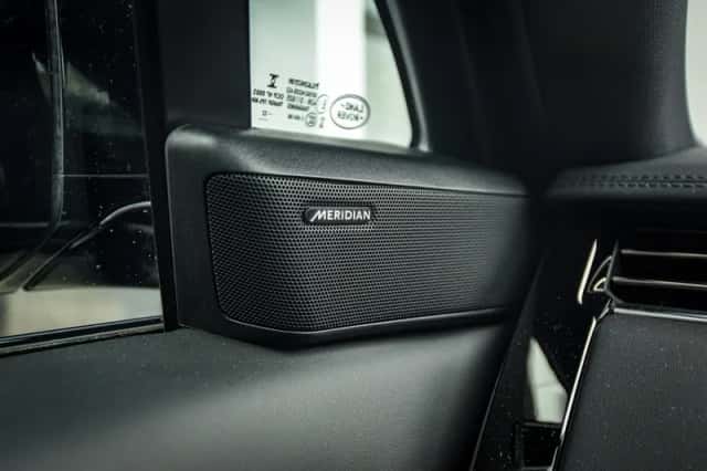 Land Rover Range Rover Sport (2023) thumbnail 8