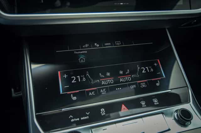 Audi A6 (2024) thumbnail 16