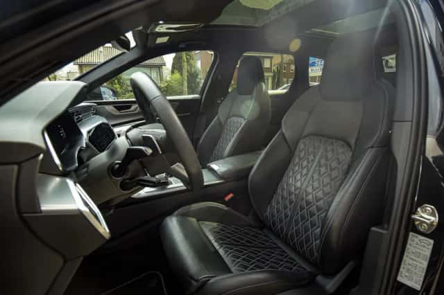 Audi A6 (2024) thumbnail 6