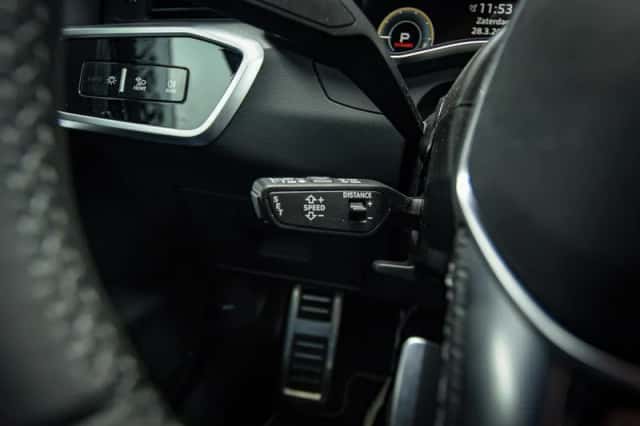 Audi A6 (2024) thumbnail 10