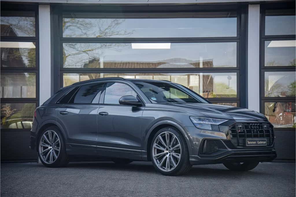 Audi SQ8 (2023) — foto 1