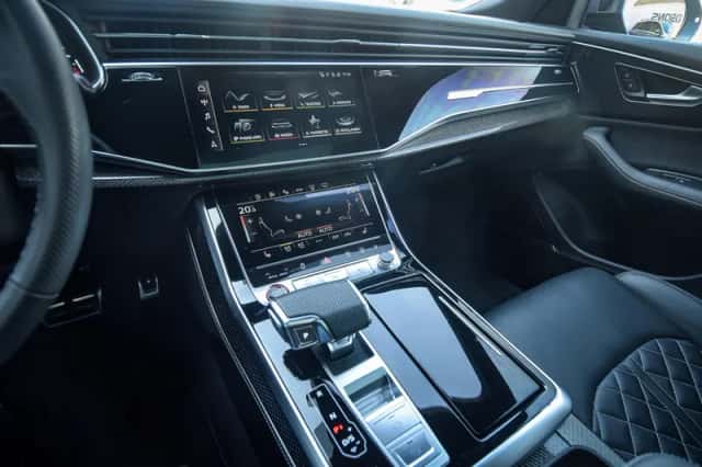 Audi SQ8 (2023) thumbnail 13