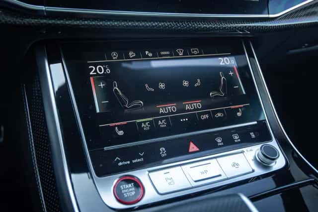 Audi SQ8 (2023) thumbnail 17