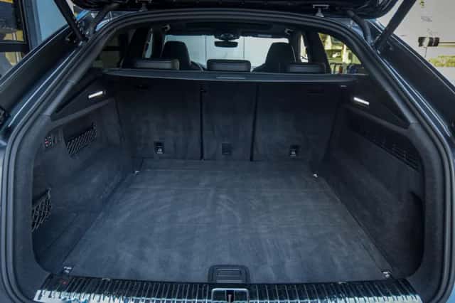 Audi SQ8 (2023) thumbnail 35