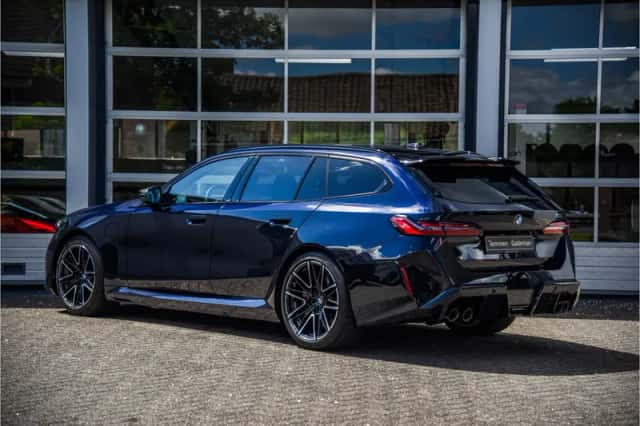 BMW M5 (2025) thumbnail 3