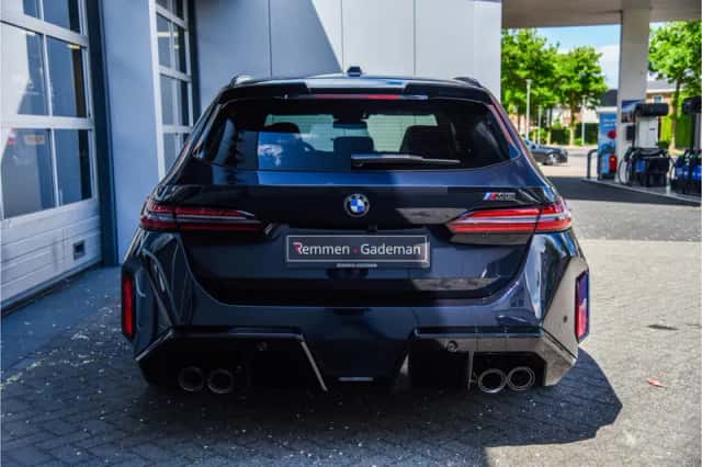 BMW M5 (2025) thumbnail 41