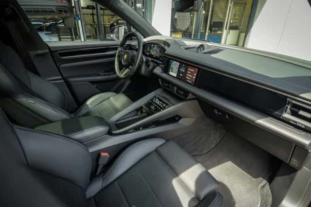 Porsche Macan (2025) thumbnail 21