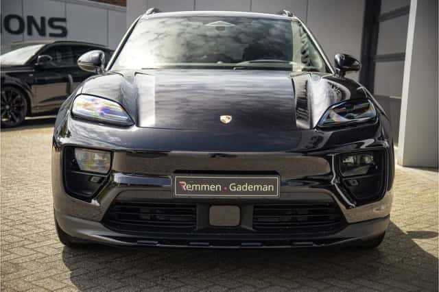 Porsche Macan (2025) thumbnail 27