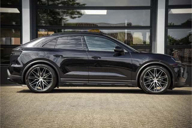 Porsche Macan (2025) thumbnail 29