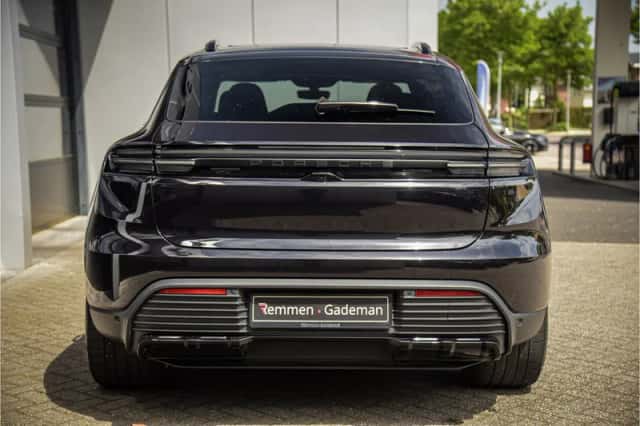 Porsche Macan (2025) thumbnail 31