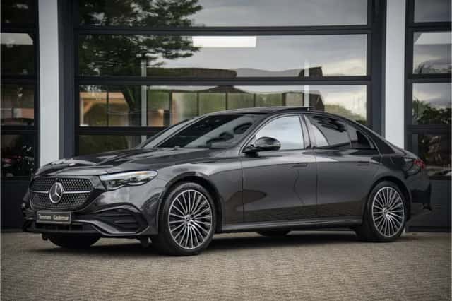 Mercedes-Benz E-Klasse (2024) thumbnail 2