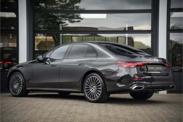 Mercedes-Benz E-Klasse (2024) thumbnail 3