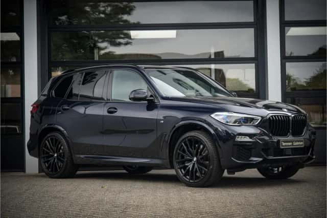 BMW X5 (2020) thumbnail 1