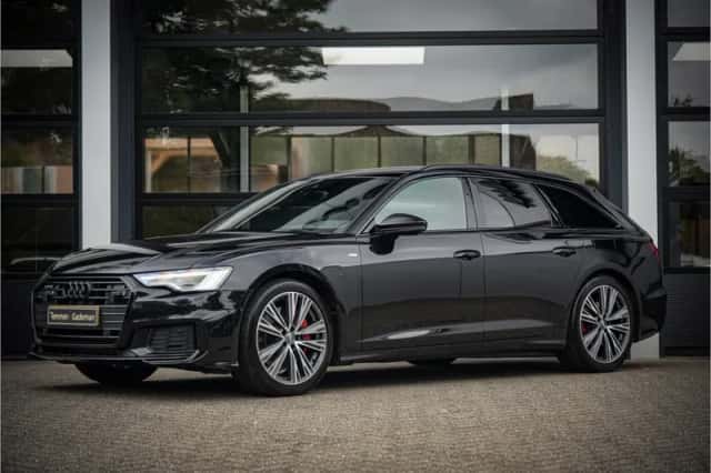 Audi A6 (2022) thumbnail 2