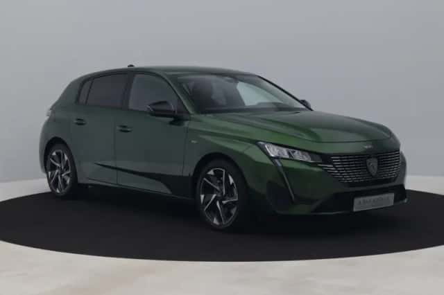 Peugeot 308 (2022) thumbnail 2
