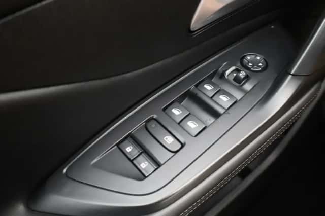 Peugeot 308 (2022) thumbnail 17