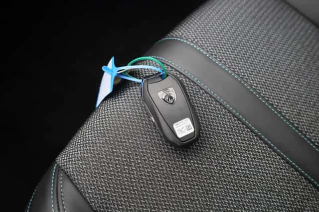 Peugeot 308 (2022) thumbnail 26