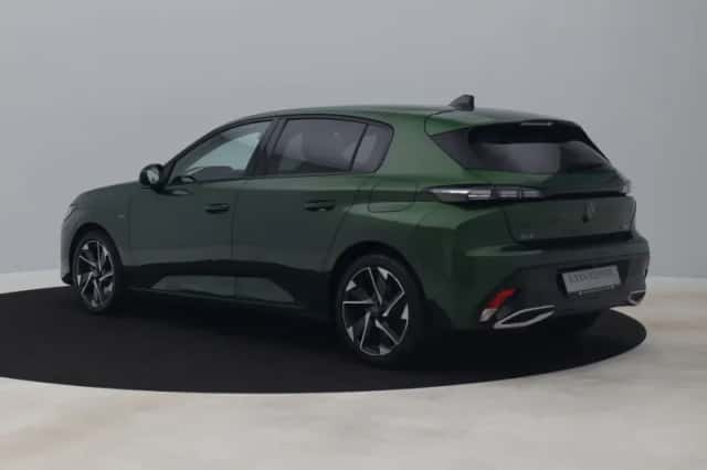 Peugeot 308 (2022) thumbnail 4